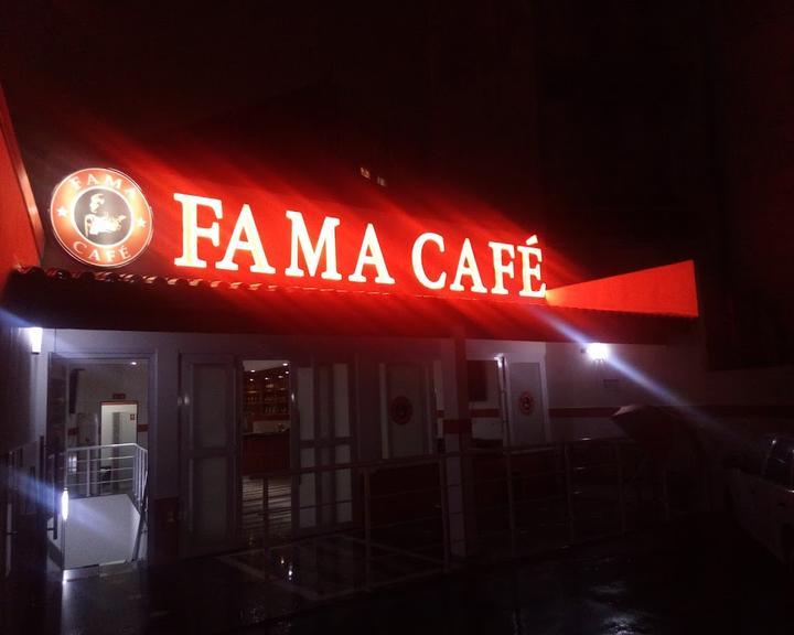 Fama - Café & Bücher
