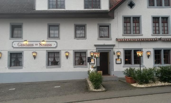 Land Gasthaus Strauss